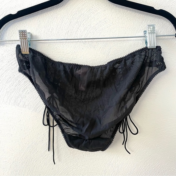 Vtg Victoria’s Secret Lace Up Panty - Picture 5 of 13